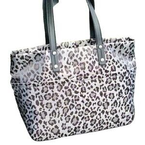 Calvin Klein WomenS Animal Print Tote Top Zip Closure Size-13” x 10 3/4” NWT